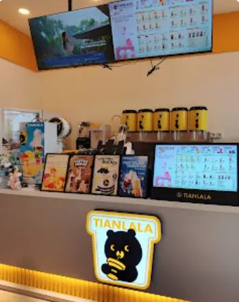 Gerai Tianlala Buah Batu hasil pengerjaan Atria
